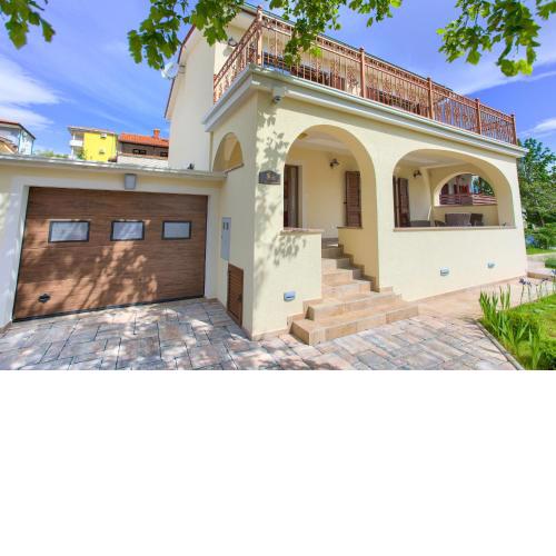 Villa Toic by the seaside with beautiful Seaview