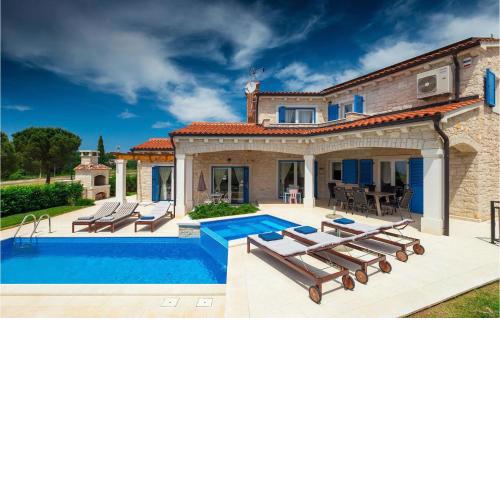 Villa Torre Iv