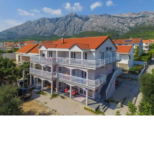 Villa Vrebac Badem on the Peljesac peninsula