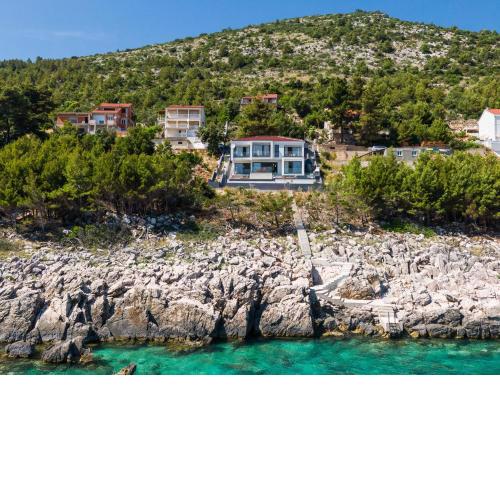 VILLA WHITE HOUSE