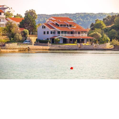 Villas Kampor