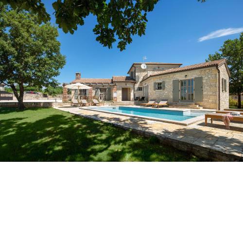 Villas Sv. Lovrec by Istarski Dvori