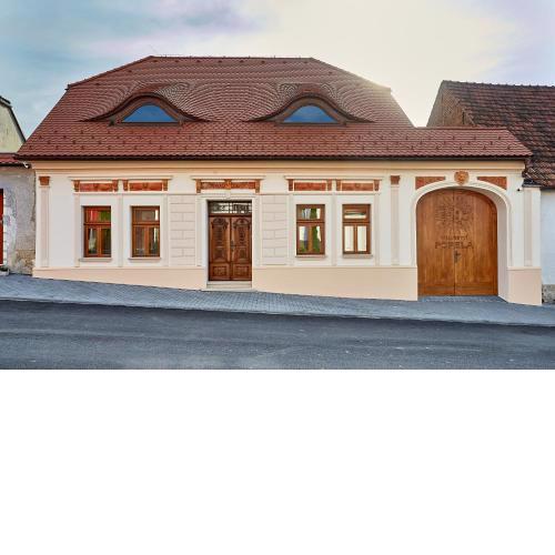 Vinařský dům, Vinařství Popela Perná