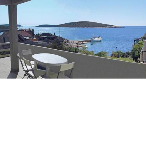 Vis Mirja Apartment 1