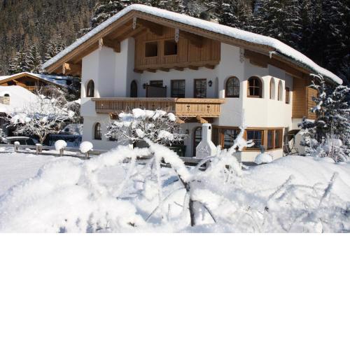 Vronis Waldhaus ADULTS ONLY
