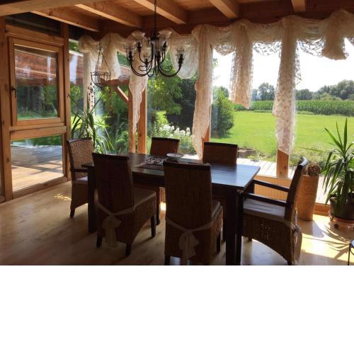 Wein-Chalet W141