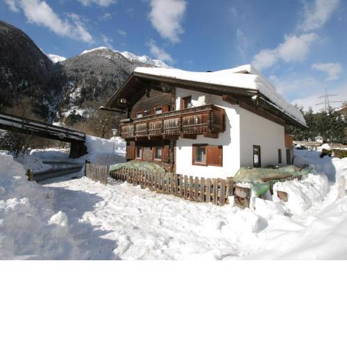 Welcoming holiday home in Tyrol