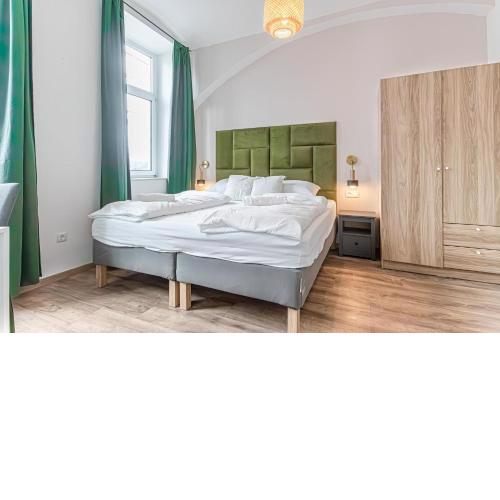 Westbahnhof Kingbed 1BR Apt with ensuite washer