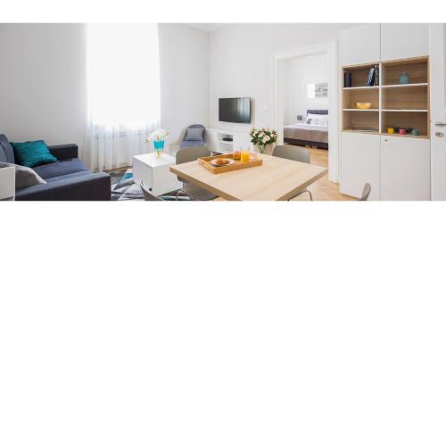 White Rose Apartment