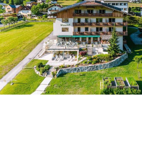 Wiesenhof, Hotel direkt am See