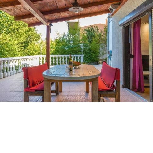 Wohnung in Crikvenica mit Großer Terrasse