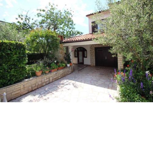 Wohnung Radojka mit Terrasse, nahe Porec Altstadt