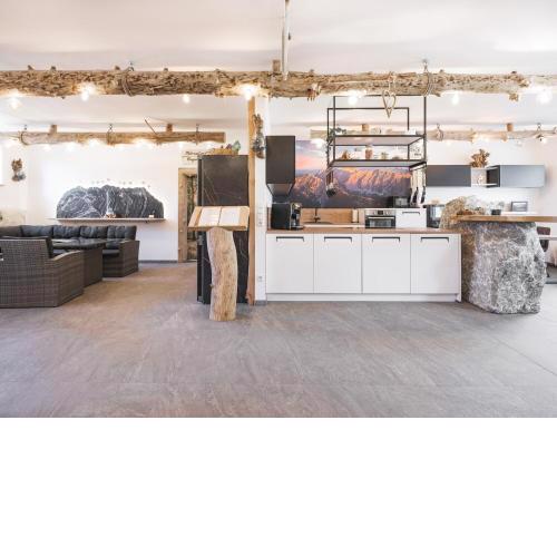 Xeis NeSt