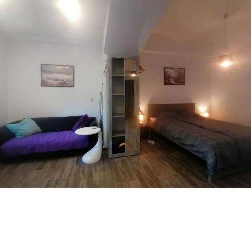 ZAGREB 2 Botanical Garden Budget Apartment