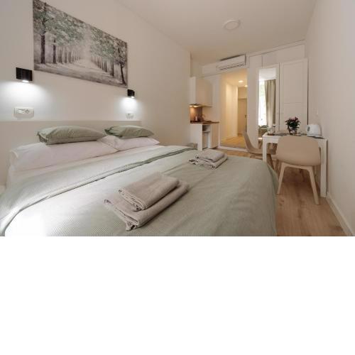 Zagreb ART24 Apartments