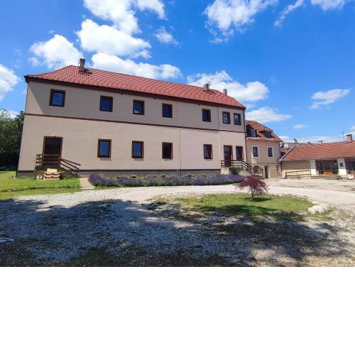 Zámeček Čeřov