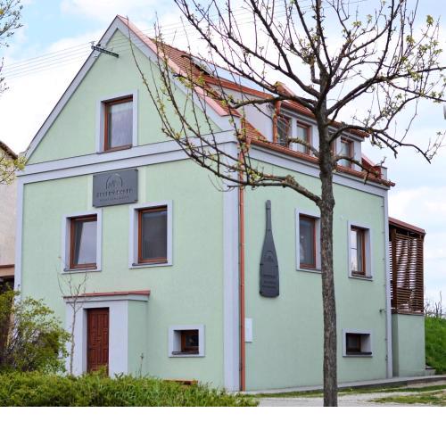 ZELENÝ SKLEP