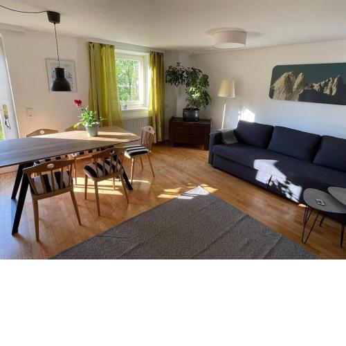 Zentrales Apartment mit Terrasse