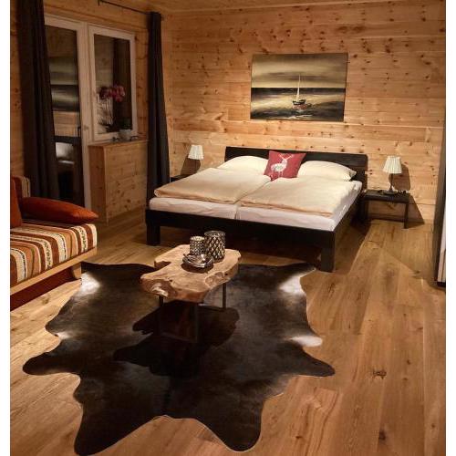 Zirben Appartement zwischen Berg und See