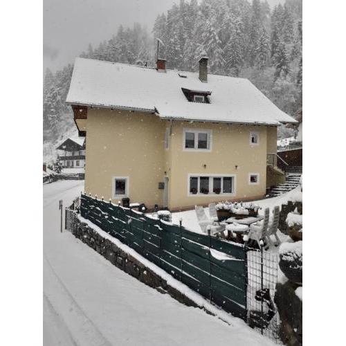 Zirnberg Appartements