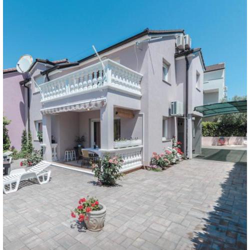 ZSA ZSA HOLIDAY HOME