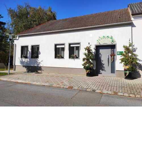 Zur Weinlaube