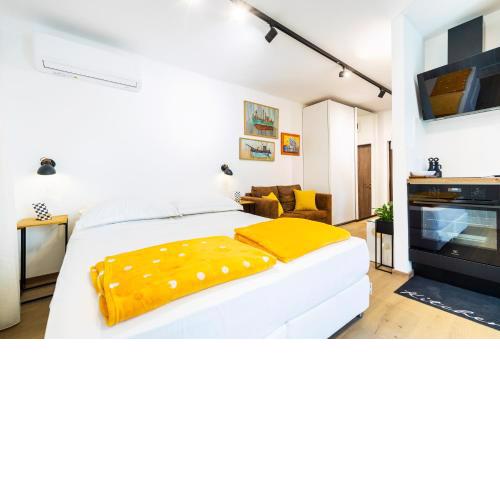 Zuzu Apartment